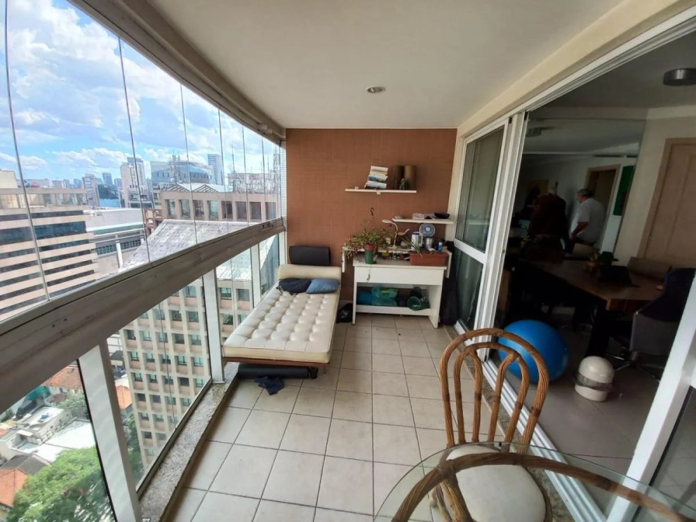 Apartamento - Venda - Vila Olímpia - São Paulo - SP