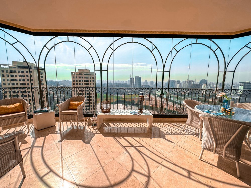 Apartamento - Venda - Panamby - São Paulo - SP