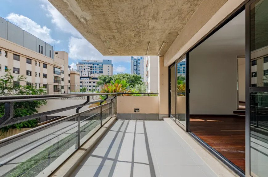 Apartamento - Venda - Real Parque - São Paulo - SP